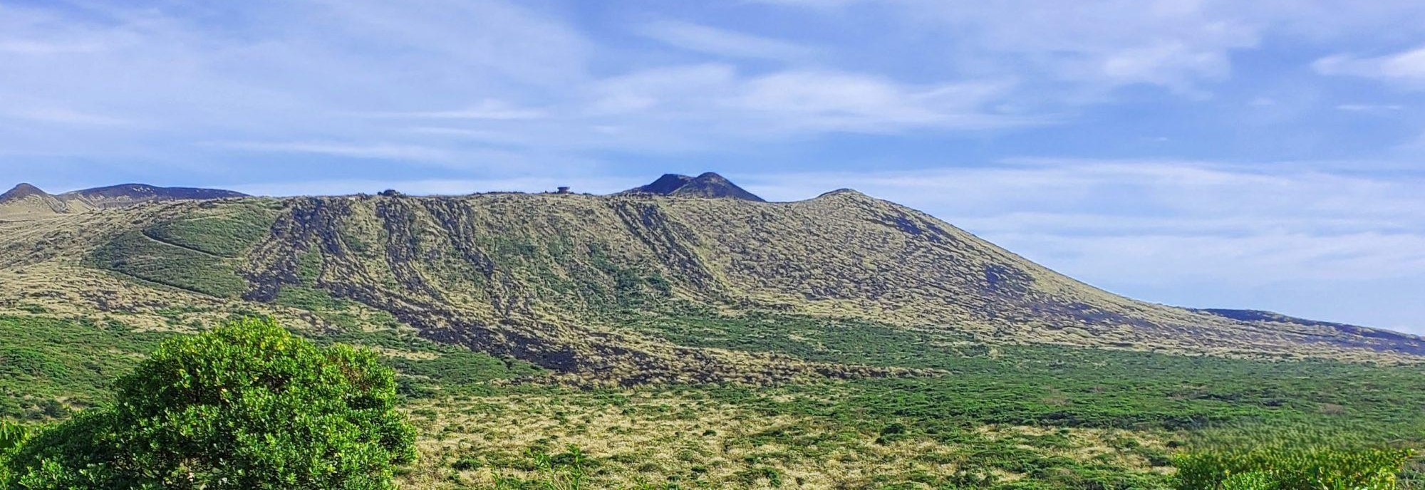 伊豆大島の農業 三原山の風景